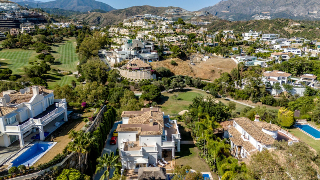 Detached Villa Benahavís Málaga - image 55