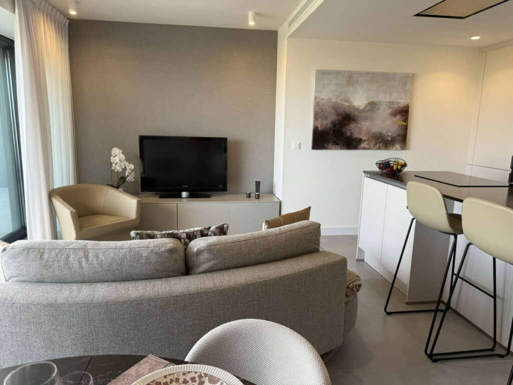 Middle Floor Apartment Estepona Málaga - image 55