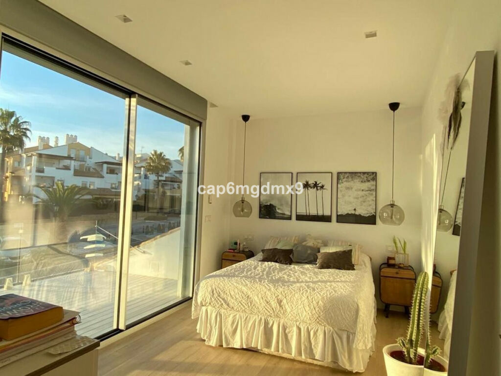 Semi-Detached House Bahía de Marbella Málaga - image 57