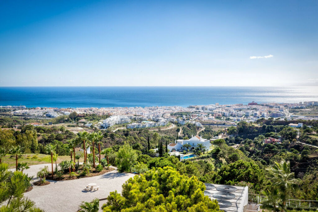 Detached Villa Estepona Málaga - image 57