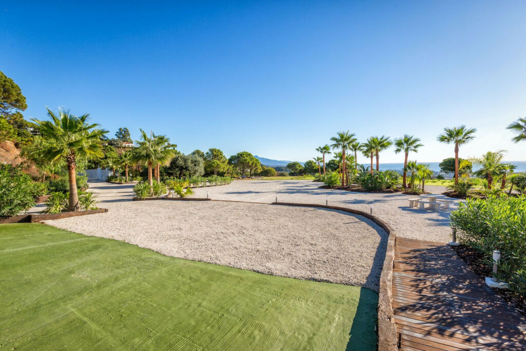 Detached Villa Estepona Málaga - image 58
