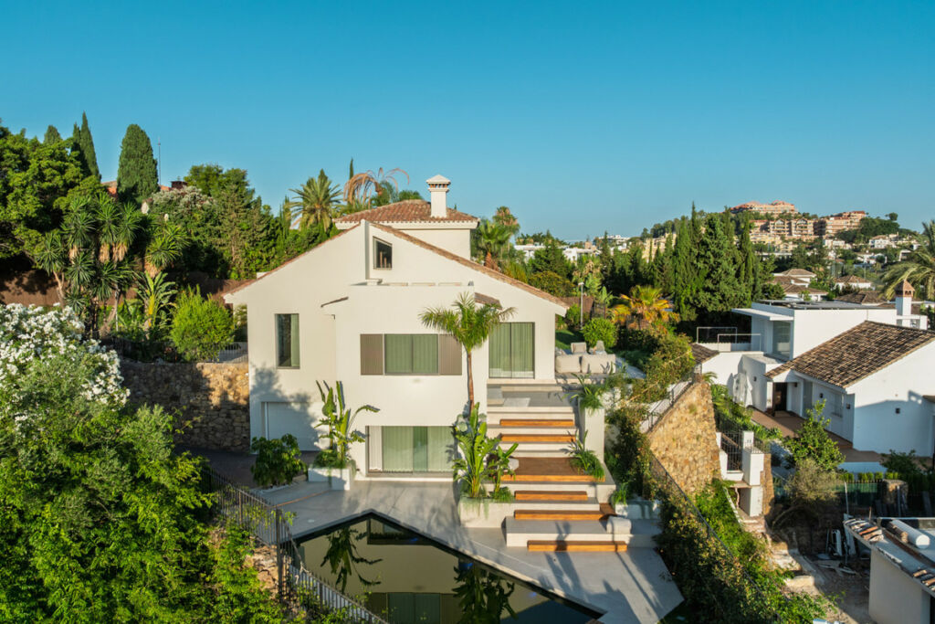 Detached Villa Nueva Andalucía Málaga - image 58