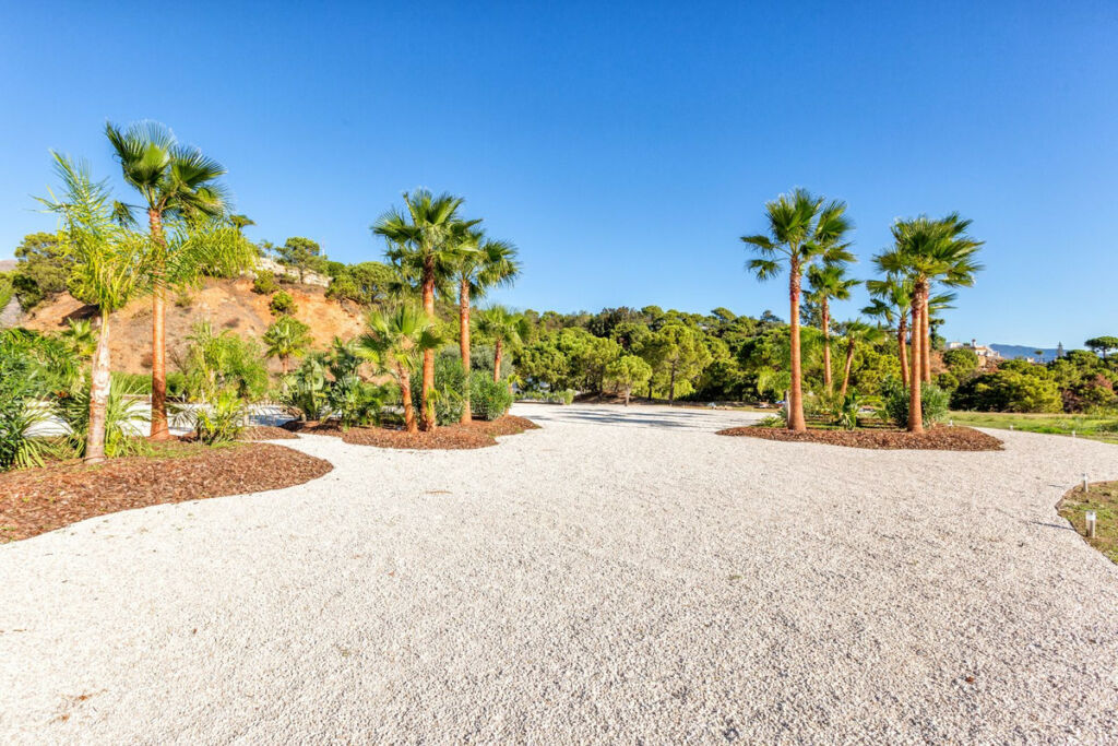Detached Villa Estepona Málaga - image 59