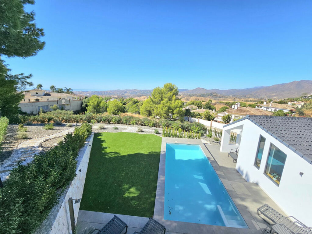 Detached Villa Mijas Málaga - image 59