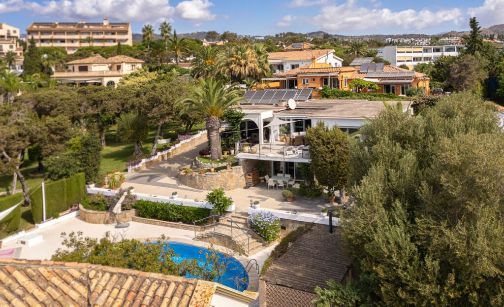 Detached Villa Marbesa Málaga - image 59