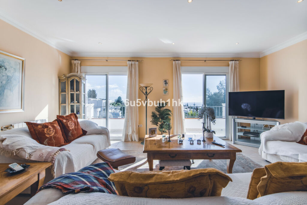 Townhouse Frigiliana Málaga - image 6