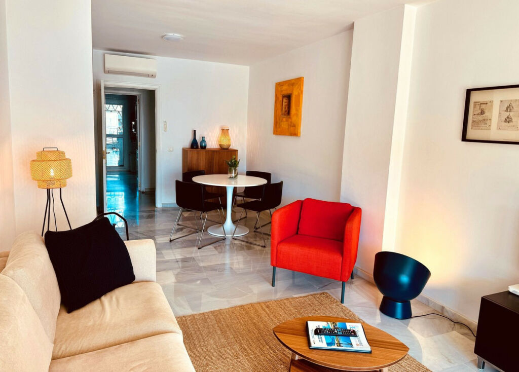 Middle Floor Apartment Calahonda Málaga - image 6