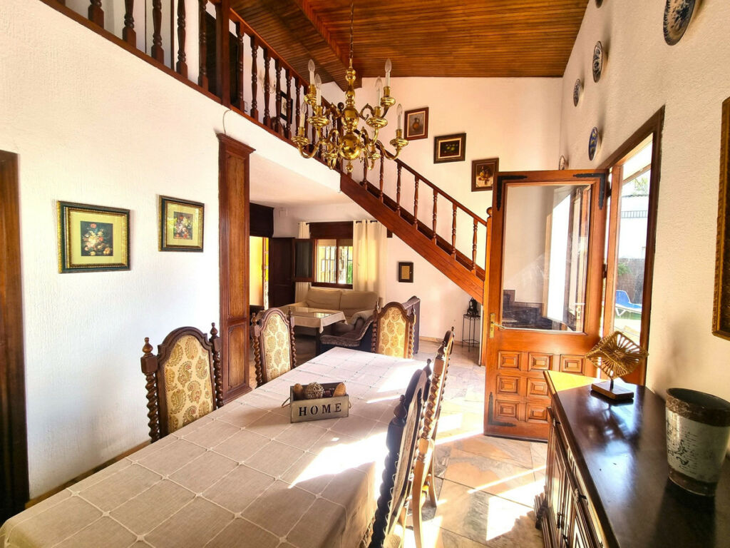 Detached Villa Cortes de la Frontera Málaga - image 6