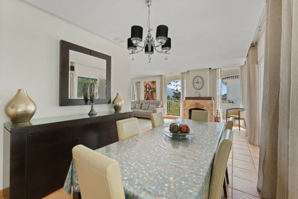 Detached Villa Coín Málaga - image 6