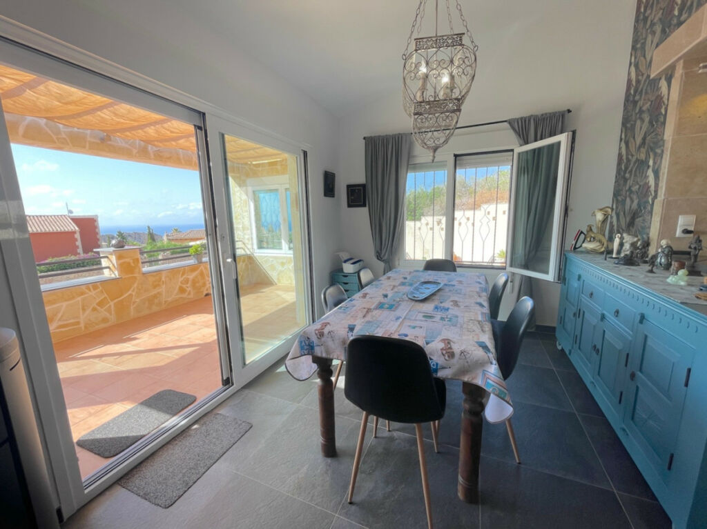 Detached Villa Benitachell Alicante - image 6