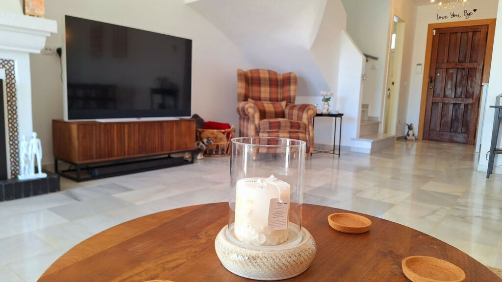 Townhouse La Duquesa Málaga - image 6