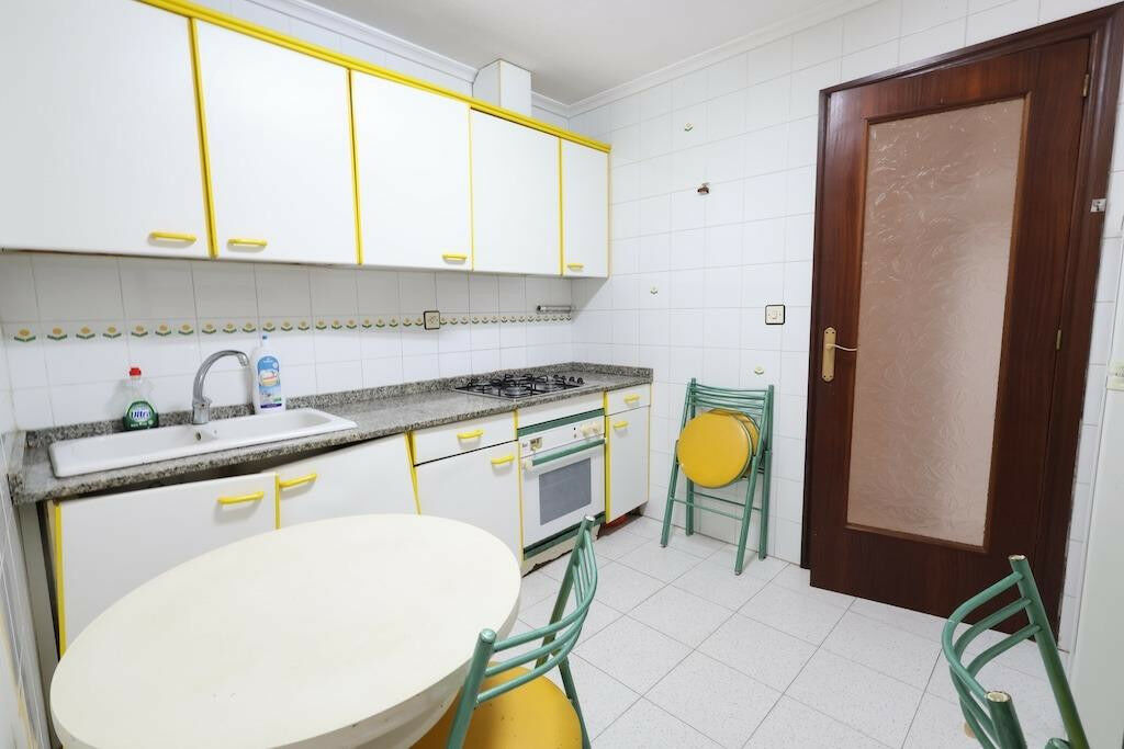 Ground Floor Apartment Playa Del Cura Alicante - image 6