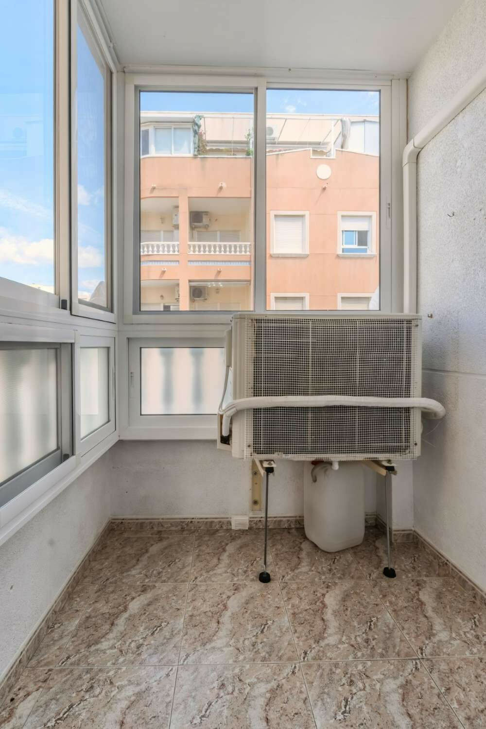 Middle Floor Apartment Playa Del Cura Alicante - image 6