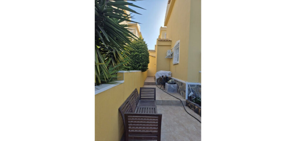 Detached Villa Ciudad Quesada Alicante - image 6