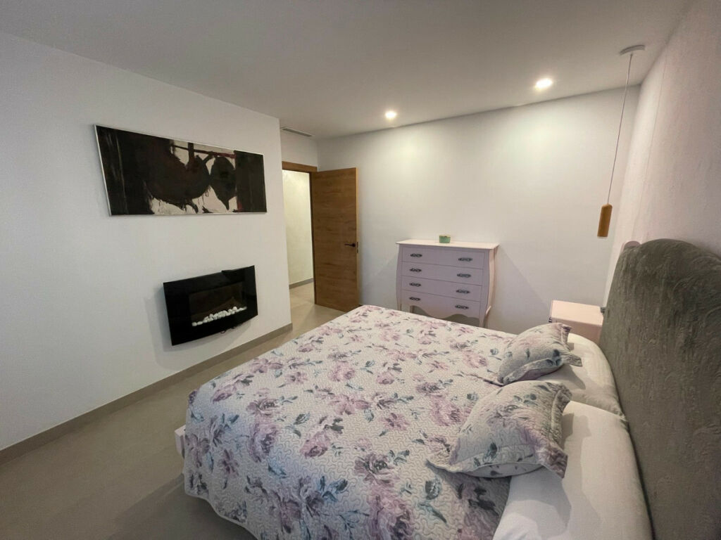 Detached Villa Elche Alicante - image 6