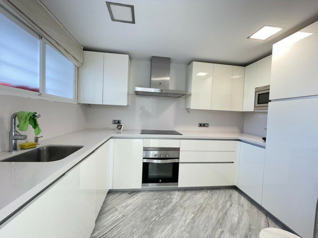 Townhouse Estepona Málaga - image 6