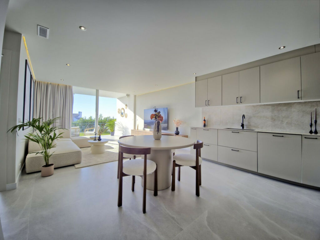 Ground Floor Apartment Miraflores Málaga - image 6