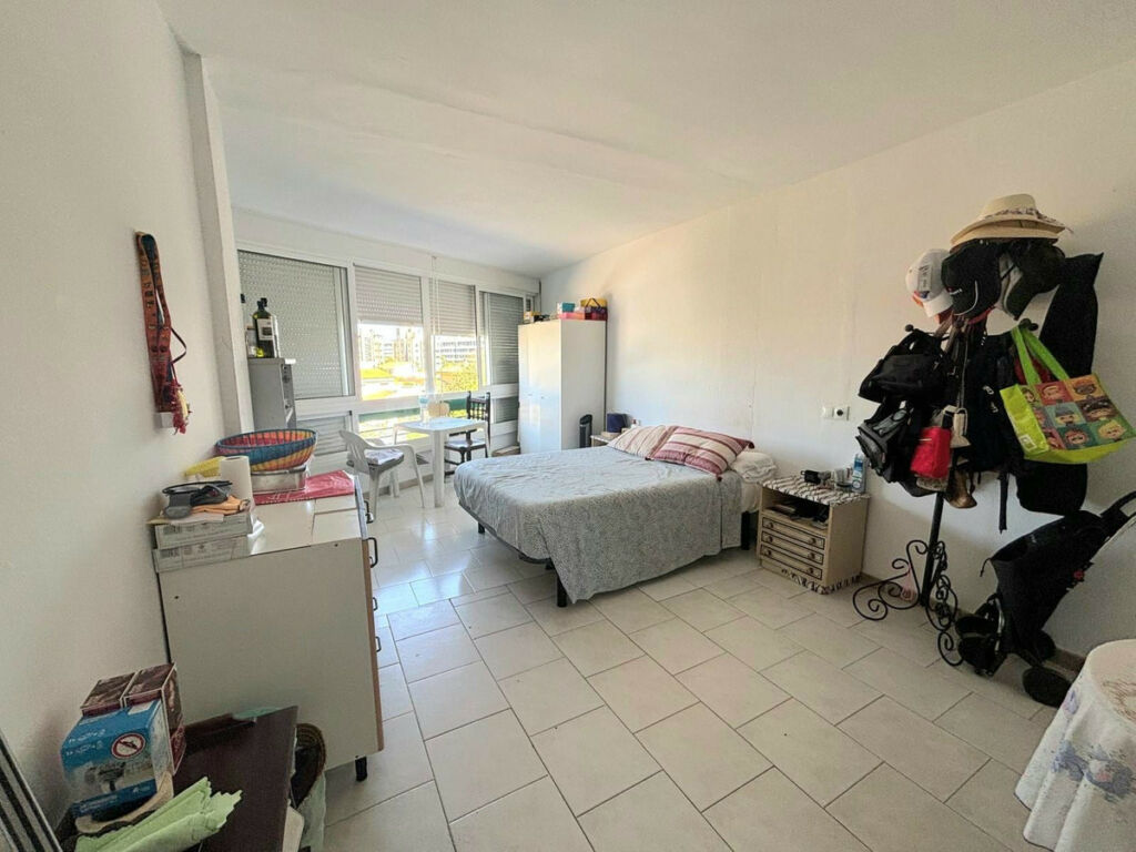 Middle Floor Apartment Torremolinos Málaga - image 6