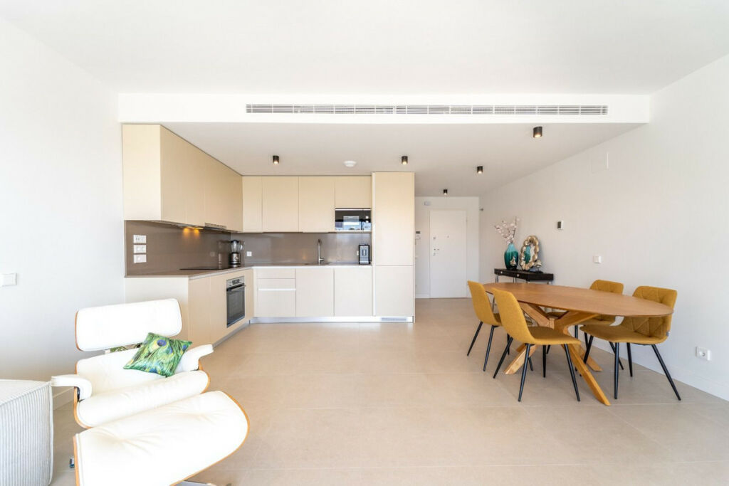 Middle Floor Apartment Mijas Costa Málaga - image 6