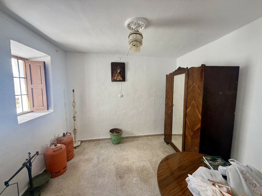 Townhouse Frigiliana Málaga - image 6