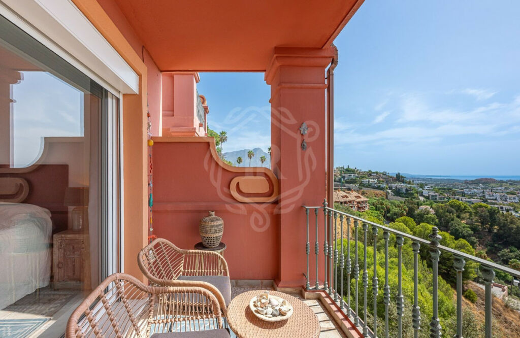 Duplex Monte Halcones Málaga - image 6