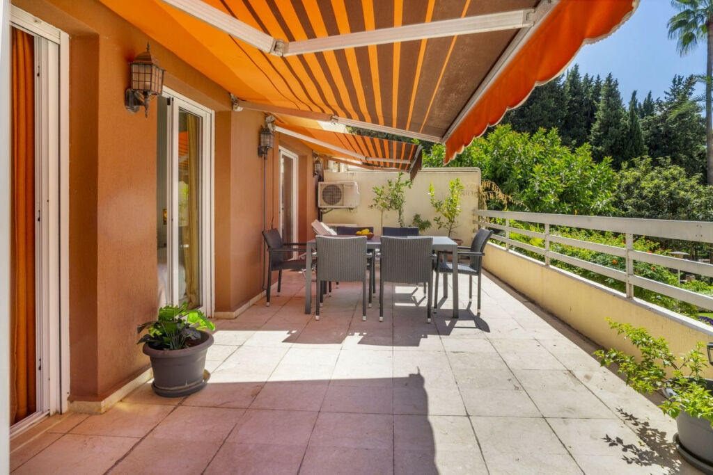 Middle Floor Apartment Marbella Málaga - image 6