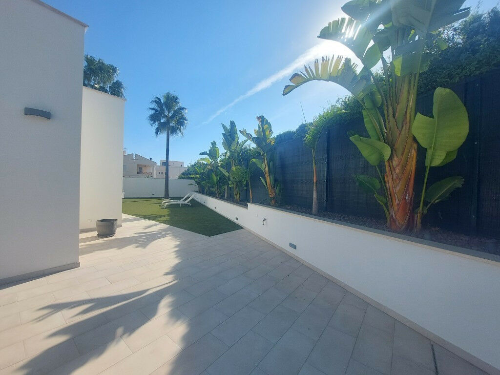 Detached Villa Albir Alicante - image 6