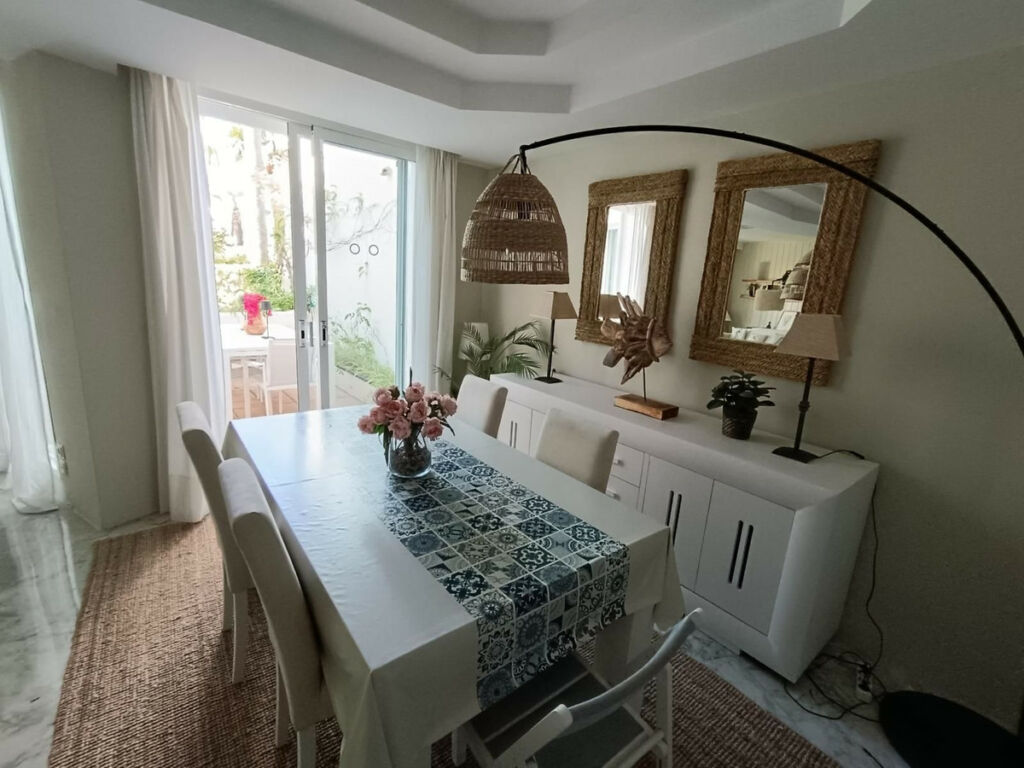 Townhouse Cancelada Málaga - image 6