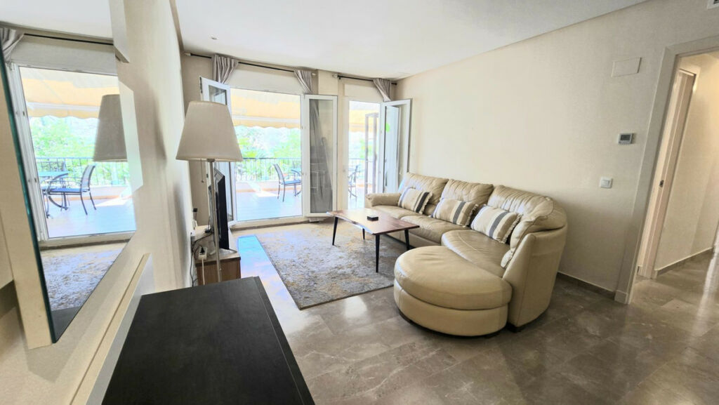 Ground Floor Apartment Riviera del Sol Málaga - image 6