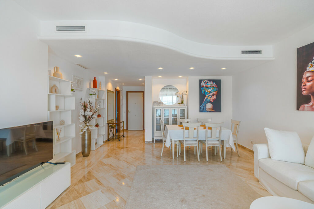 Middle Floor Apartment San Pedro de Alcántara Málaga - image 6