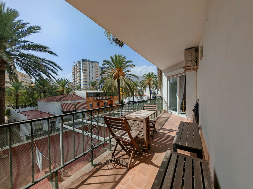 Middle Floor Apartment Marbella Málaga - image 6