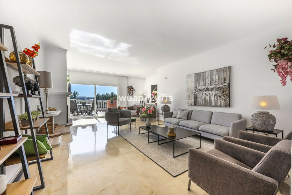 Penthouse Estepona Málaga - image 6
