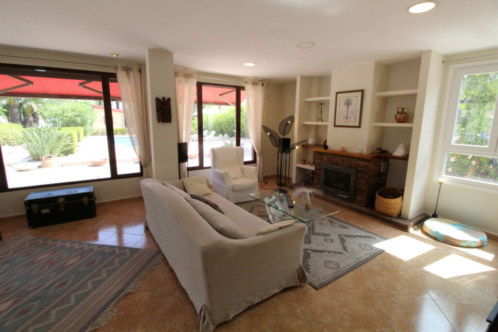 Detached Villa Valverde Alicante - image 6
