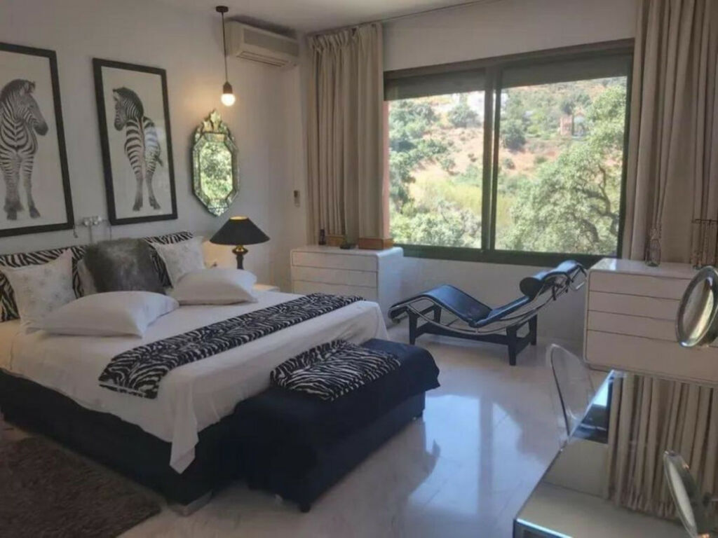 Middle Floor Apartment Marbella Málaga - image 6