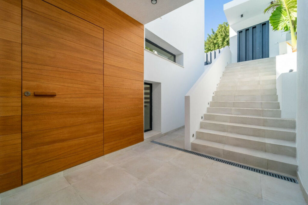 Detached Villa La Capellania Málaga - image 6