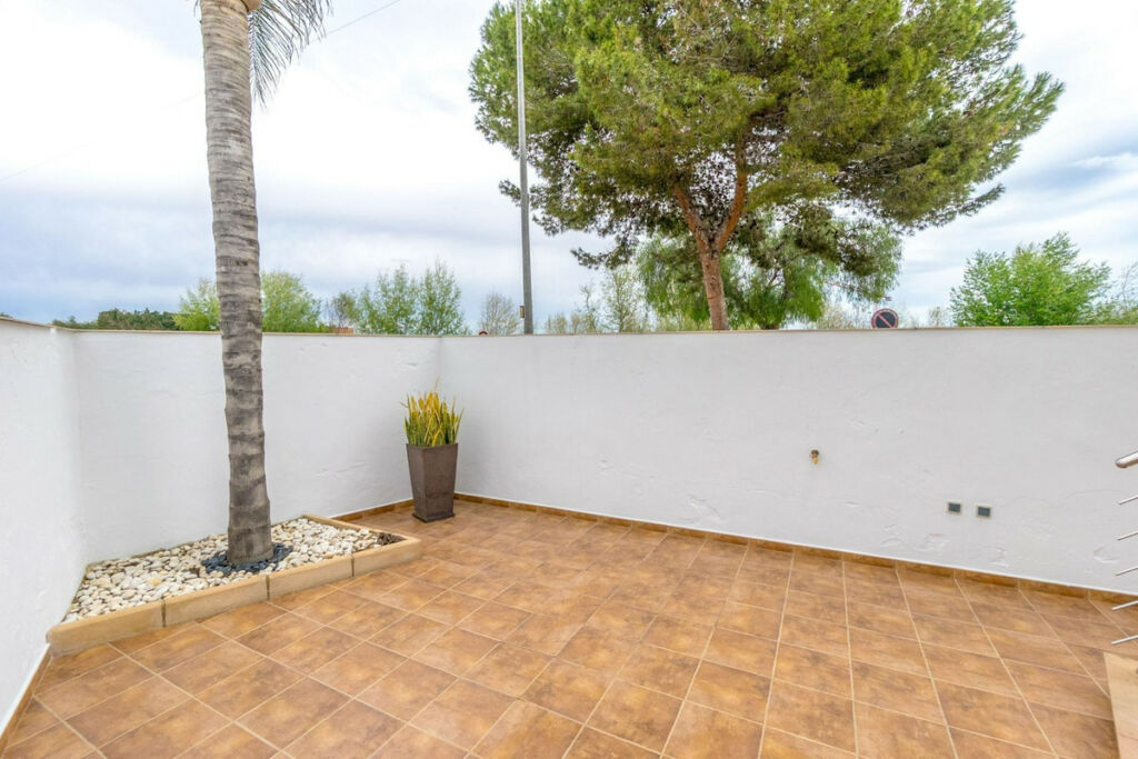 Detached Villa Rojales Alicante - image 6
