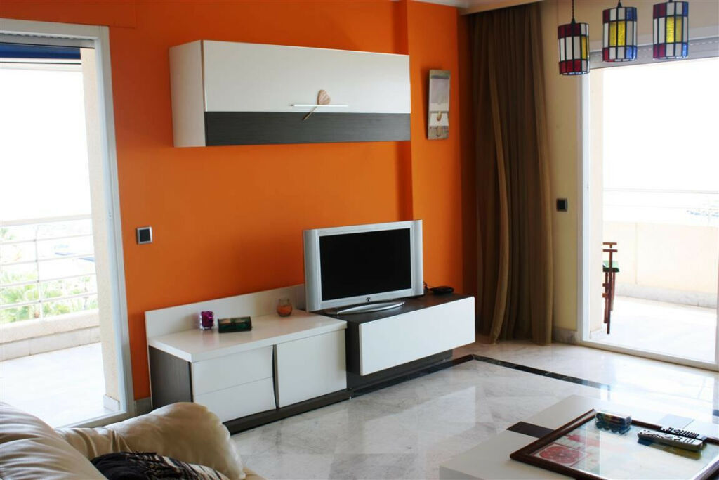 Middle Floor Apartment Puerto Banús Málaga - image 6