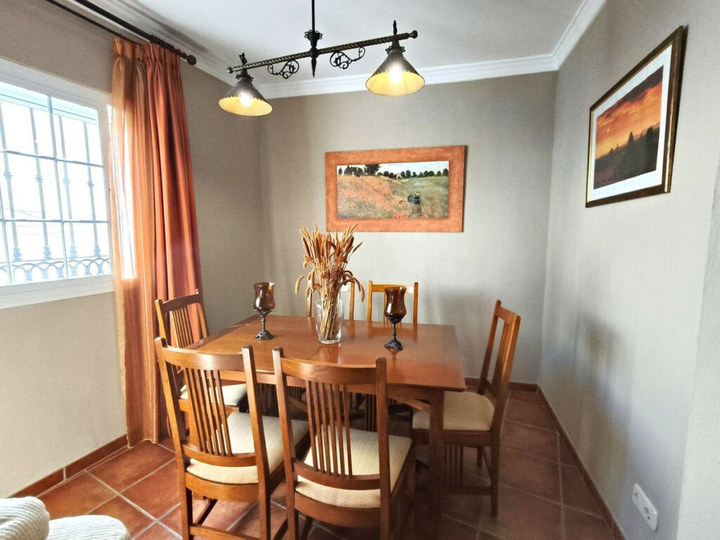 Townhouse Manilva Málaga - image 5
