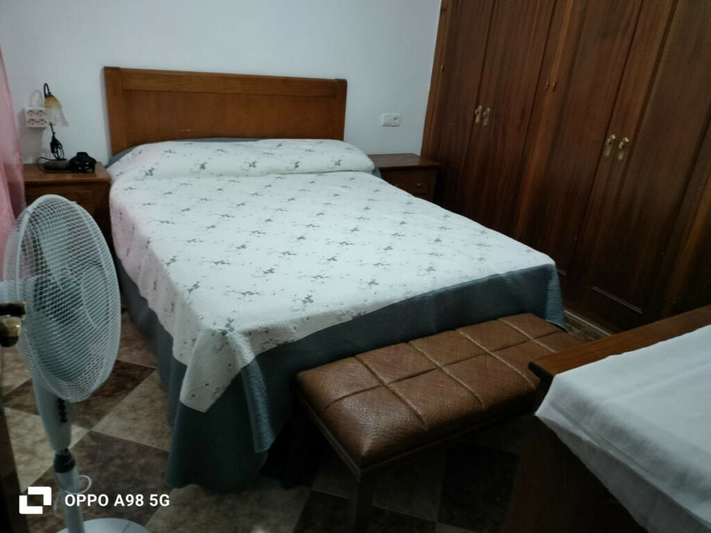 Middle Floor Apartment Fuengirola Málaga - image 6
