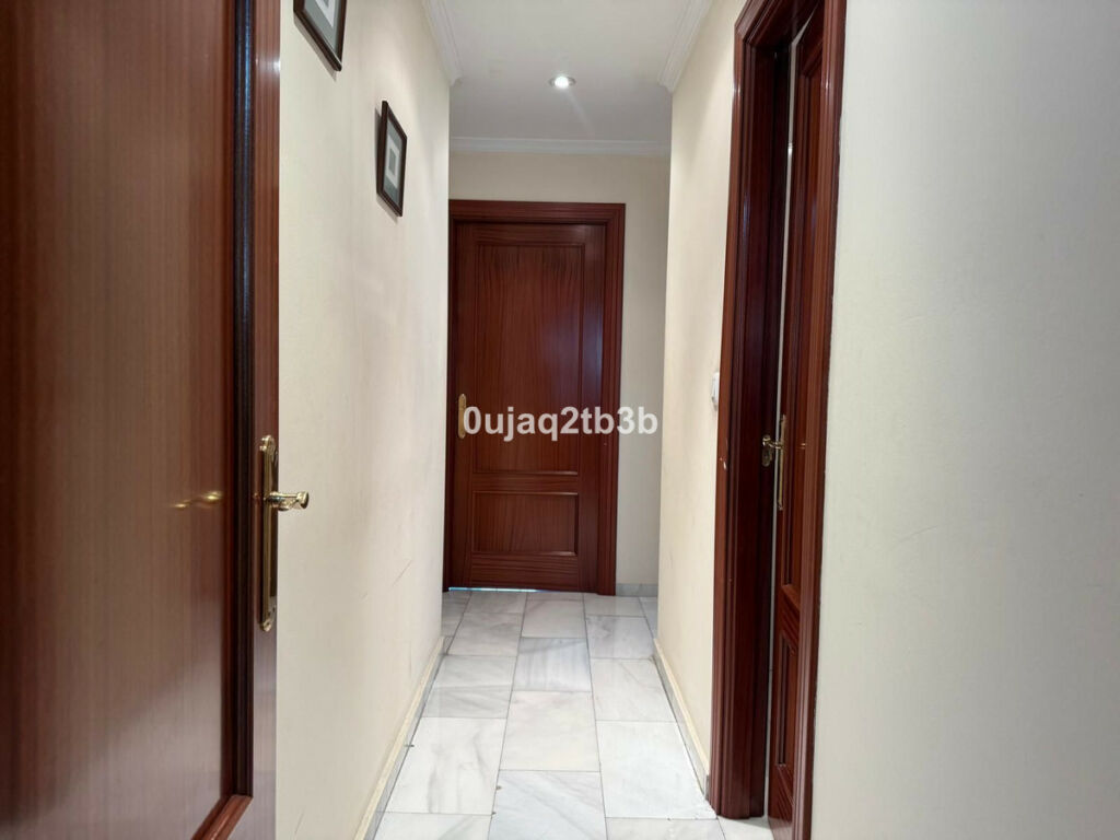 Middle Floor Apartment Marbella Málaga - image 7