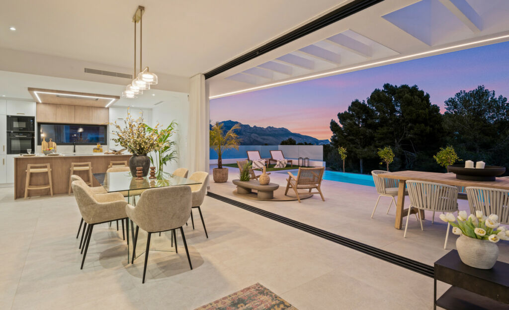 Detached Villa Polop Alicante - image 6