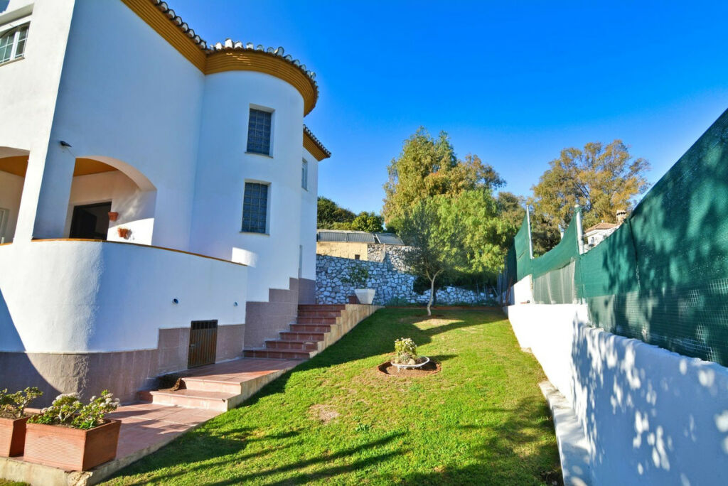 Detached Villa Campo Mijas Málaga - image 6