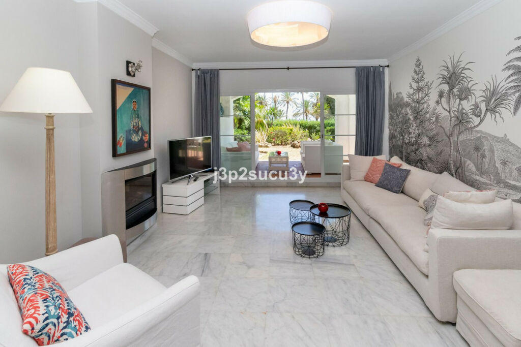 Ground Floor Apartment San Pedro de Alcántara Málaga - image 6