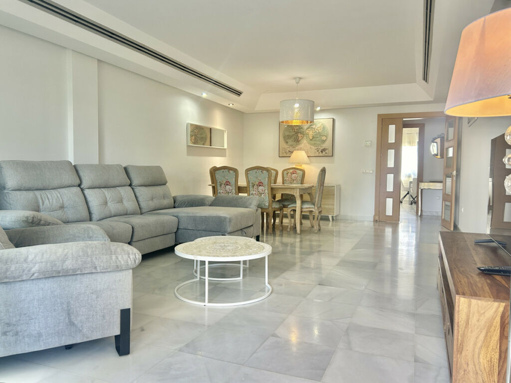 Middle Floor Apartment Sotogrande Costa Cádiz - image 6