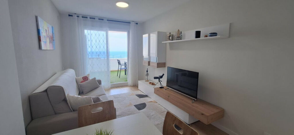 Middle Floor Apartment Benidorm Alicante - image 6