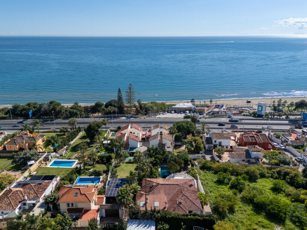 Detached Villa Marbella Málaga - image 6
