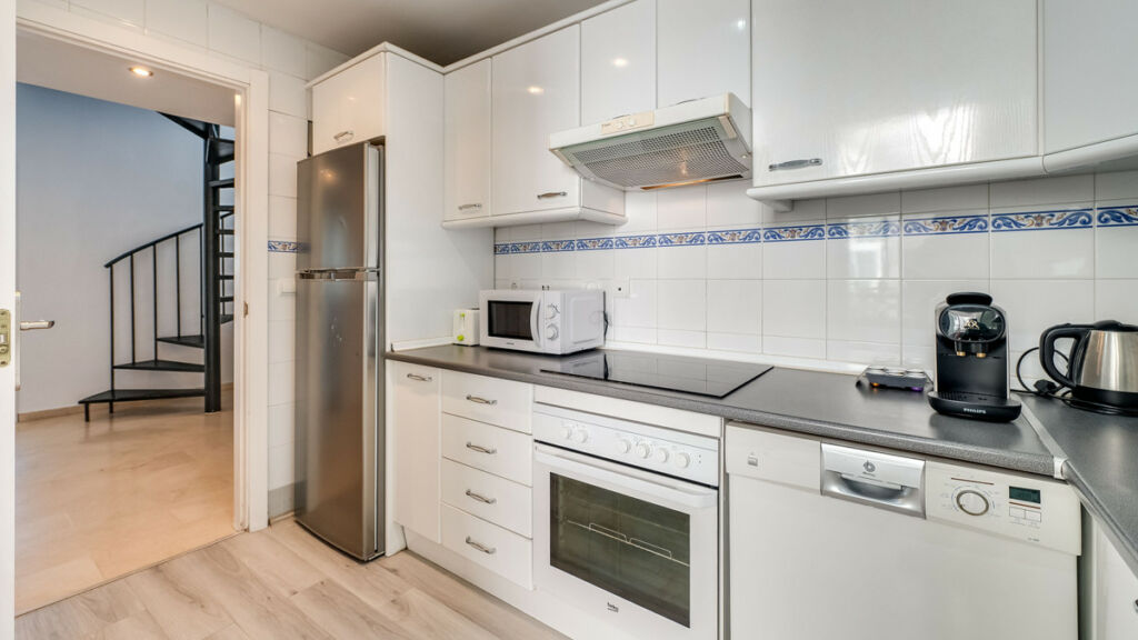 Penthouse Duplex Puerto Banús Málaga - image 6