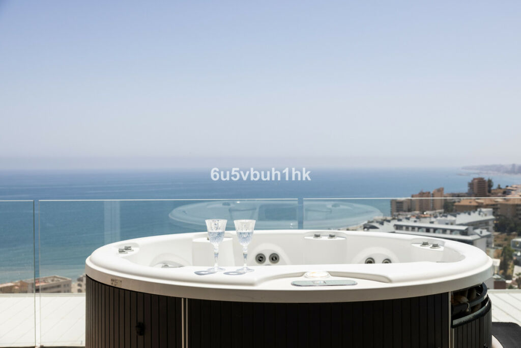 Penthouse Fuengirola Málaga - image 6