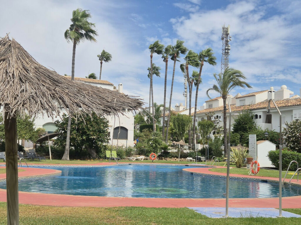 Townhouse Guadalmina Baja Málaga - image 6