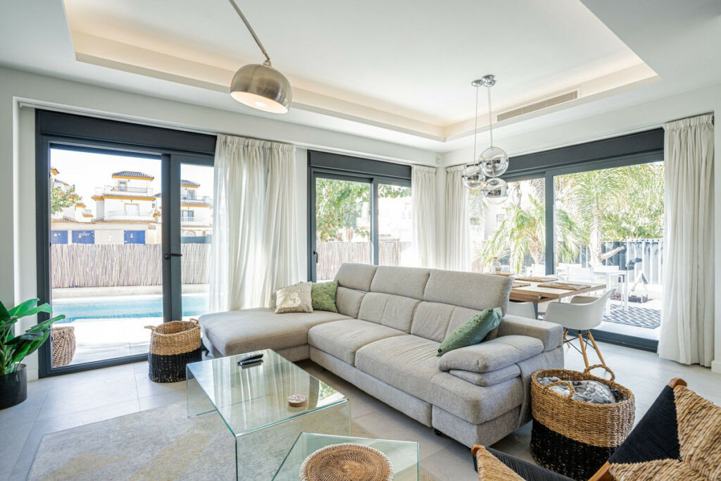 Detached Villa San Fulgencio Alicante - image 6
